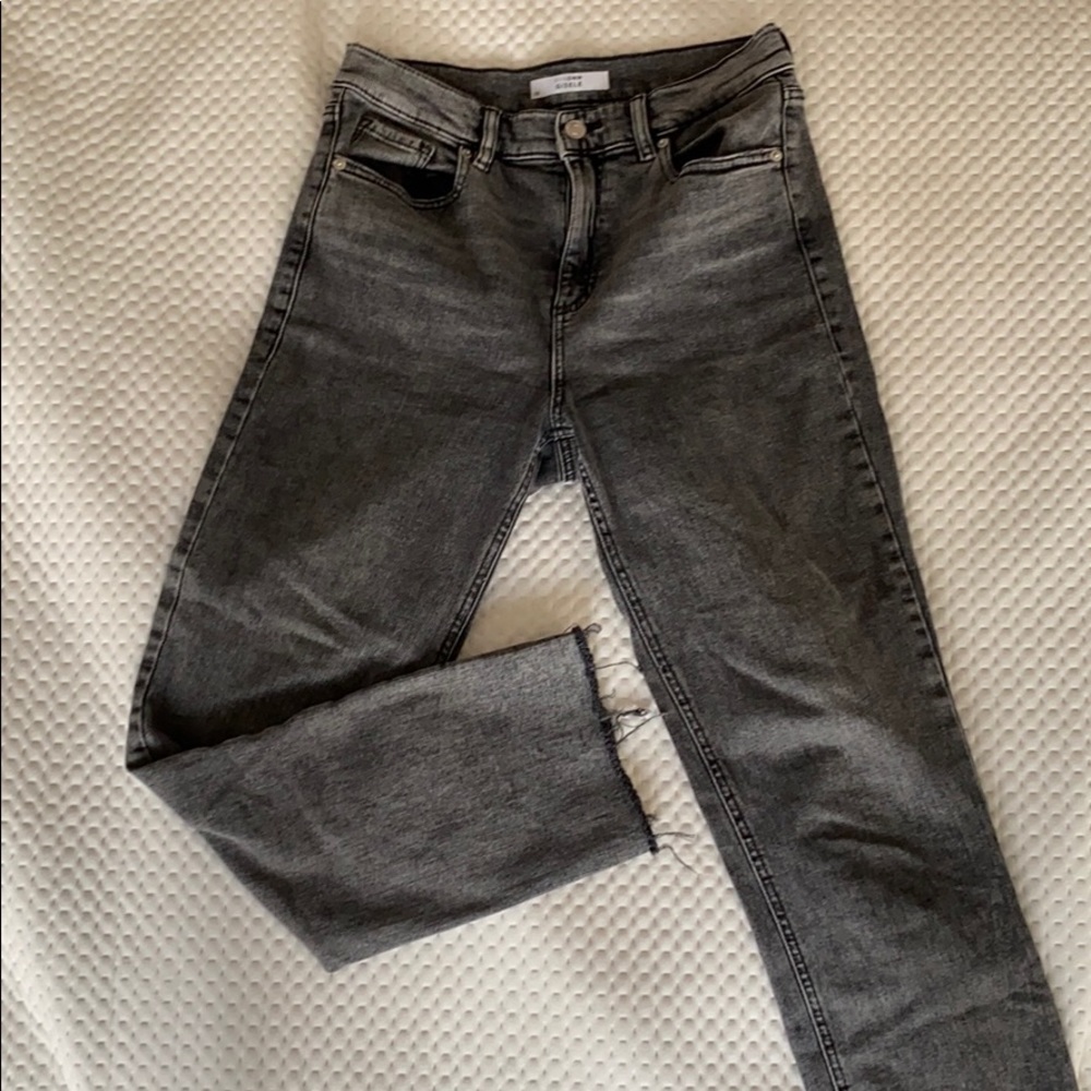 DYNAMITE | Faded blk high waist denim, raw hem